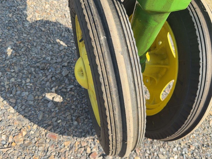john-deere-h-image-18