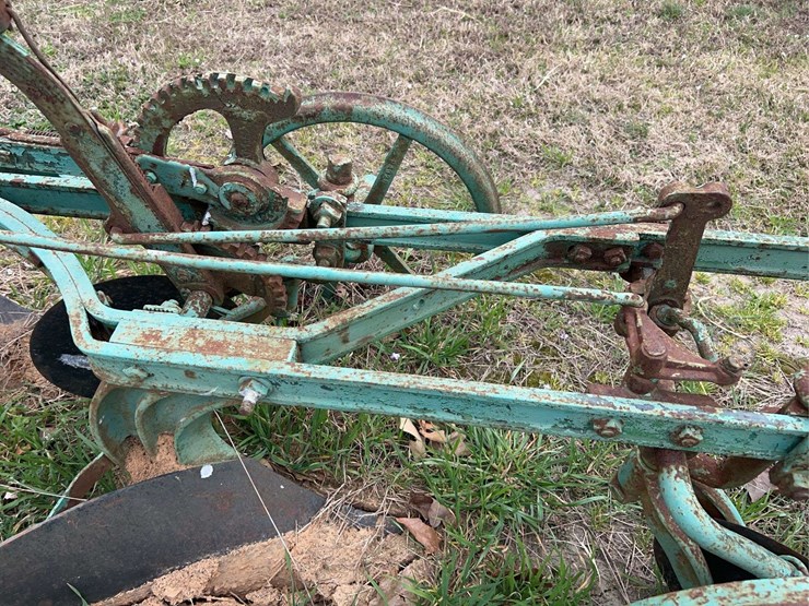 massey-harris-two-bottom-plow-image-16
