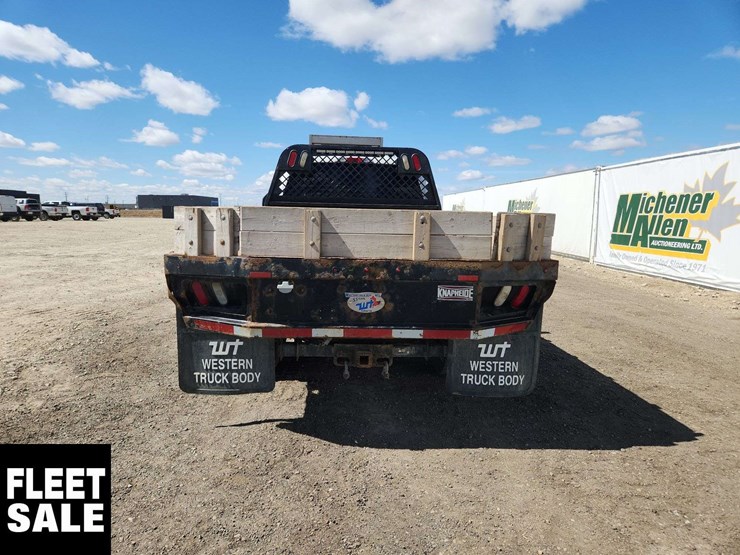 2018-ford-f350-image-26