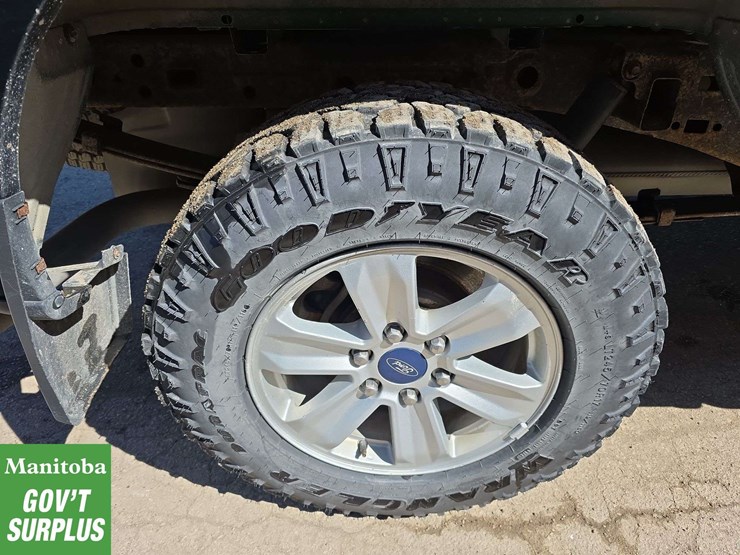 2015-ford-f150-xlt-image-13
