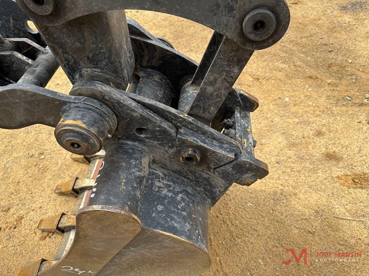 2024-john-deere-50p-mini-excavator-image-11