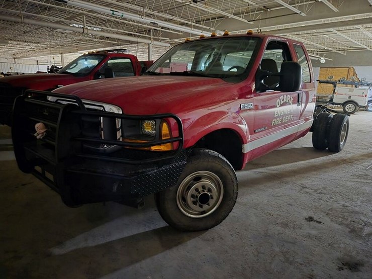 2001-ford-f350-image-1