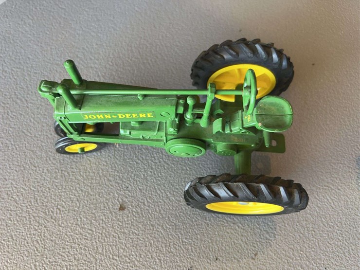 john-deere-model-a-image-3