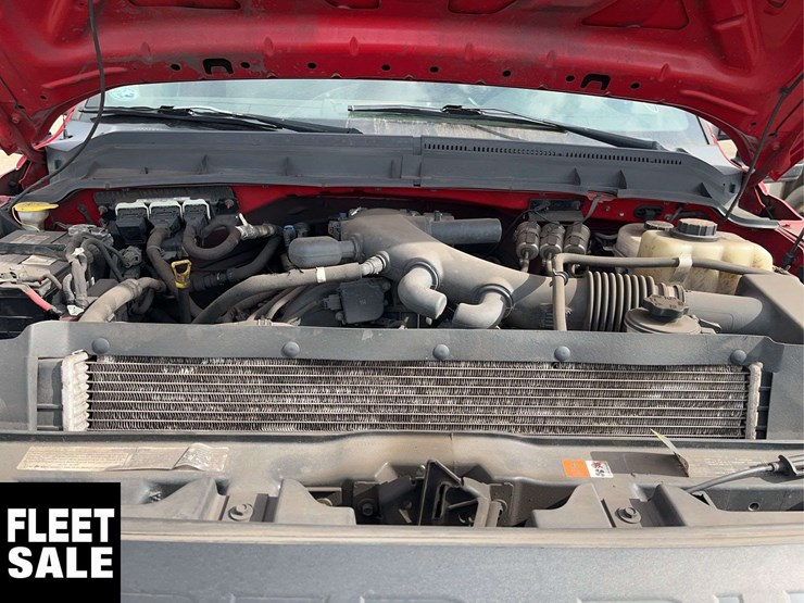2011-ford-f550-image-27