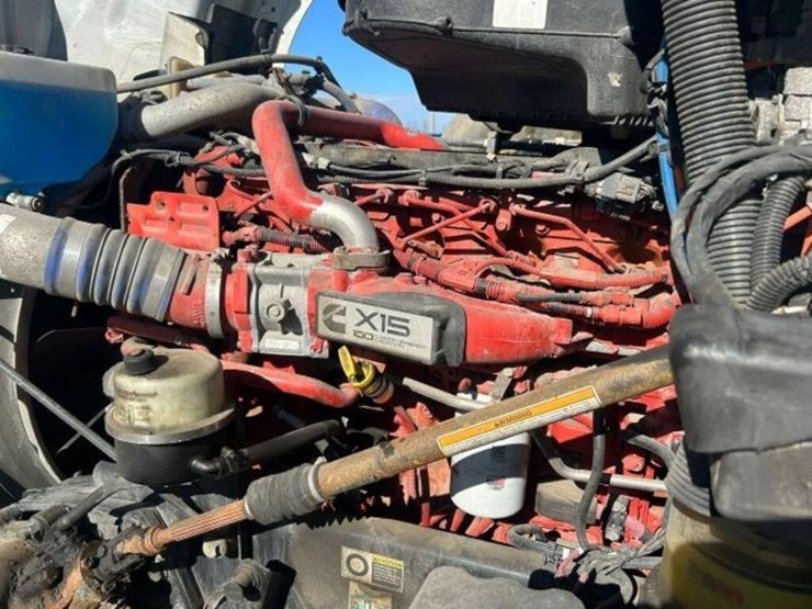 2020-kenworth-t680-image-44