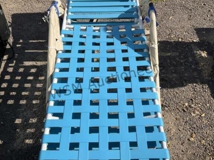 (2)-lawn-chairs-image-4