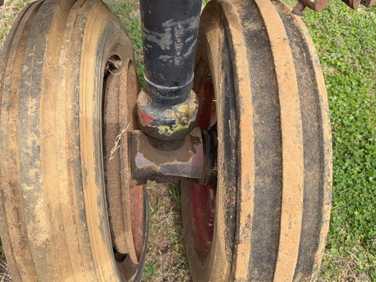 farmall-f-20-image-22