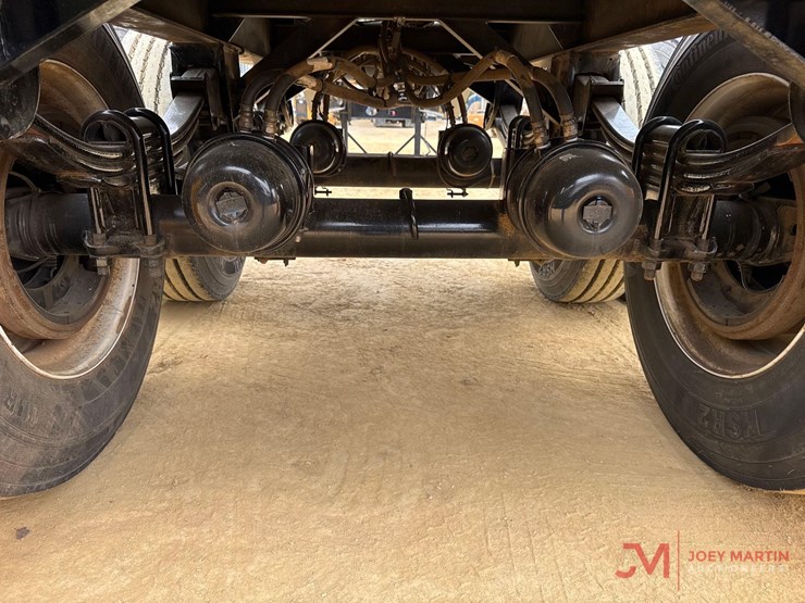 2023-manac-log-trailer-image-11