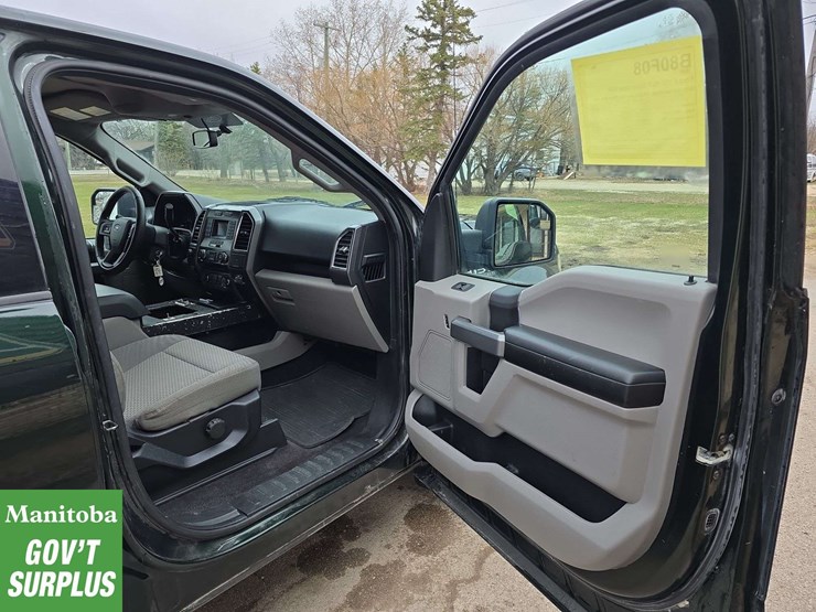 2015-ford-f150-image-29
