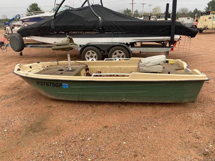 #509-•-12'-kl-industries-120-poly-boat-(no-title)-(nitke-yard--mosinee,-wi)-image-7