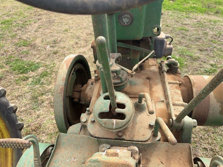 john-deere-b-image-39
