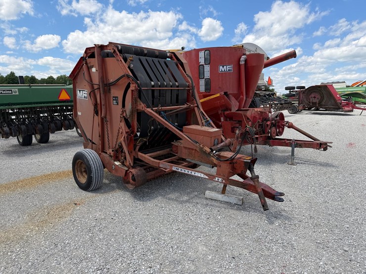 massey-ferguson-450-image-1