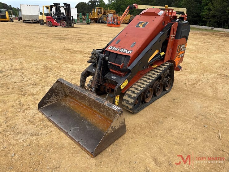 2020-ditch-witch-sk600-image-4