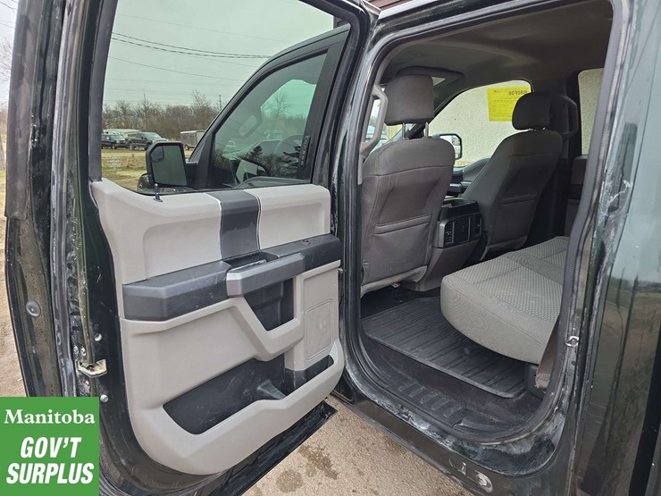 2015-ford-f150-image-25