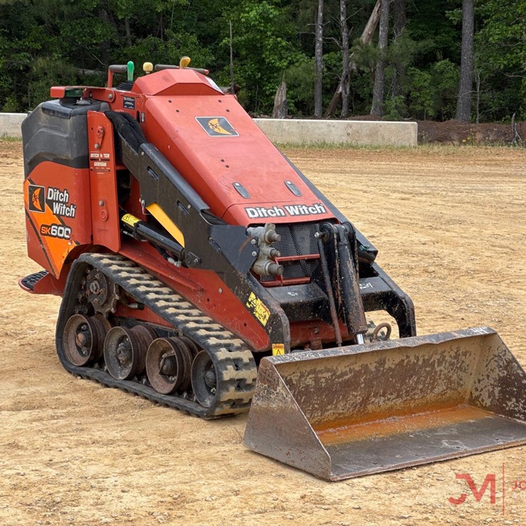 2020 DITCH WITCH SK600
