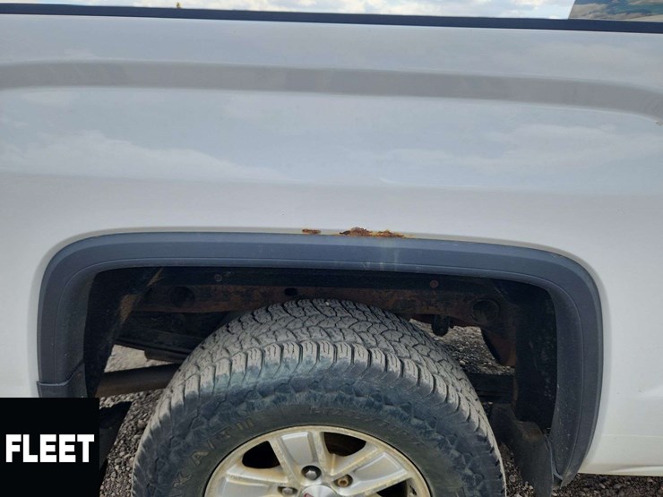 2014-gmc-sierra-1500-image-36