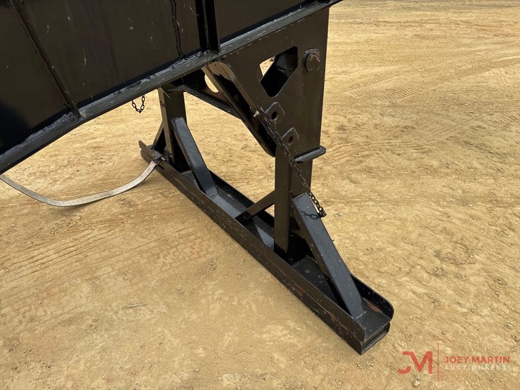 2023-manac-log-trailer-image-15
