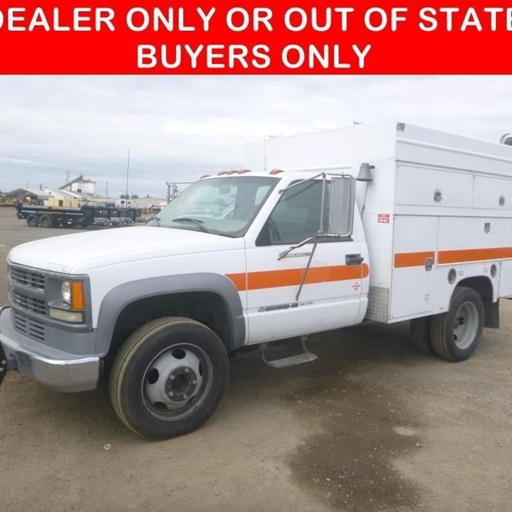 2002 CHEVROLET 3500