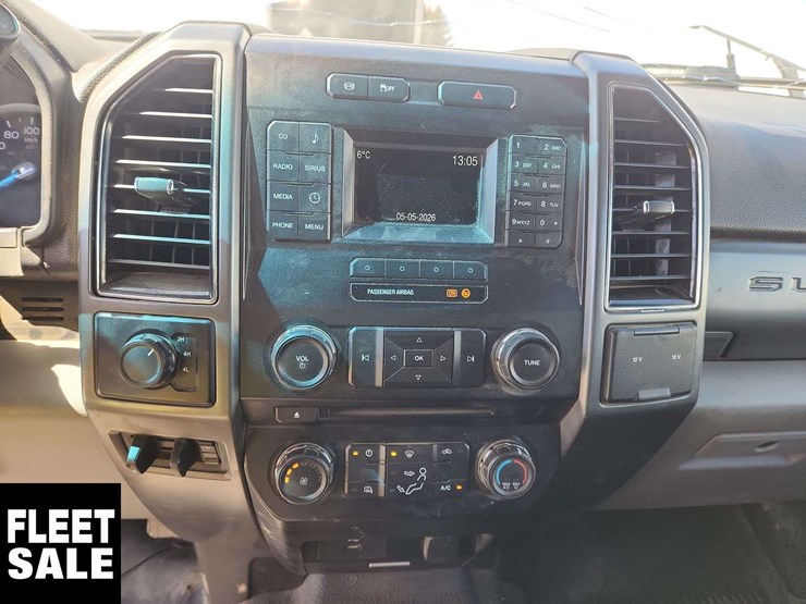 2018-ford-f350-image-8