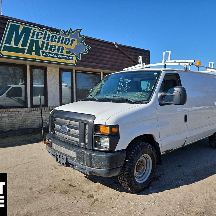 2011 FORD CARGO