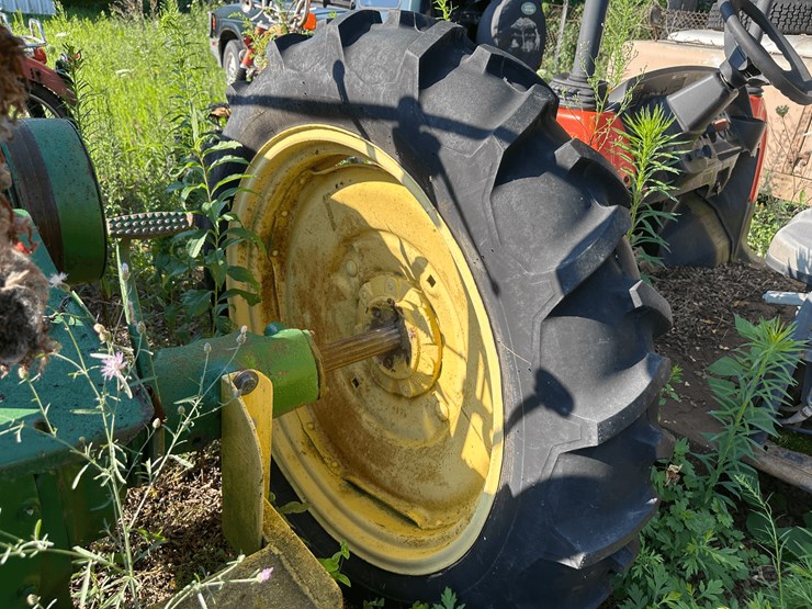 john-deere-h-image-19