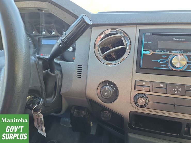 2011-ford-f350-image-23