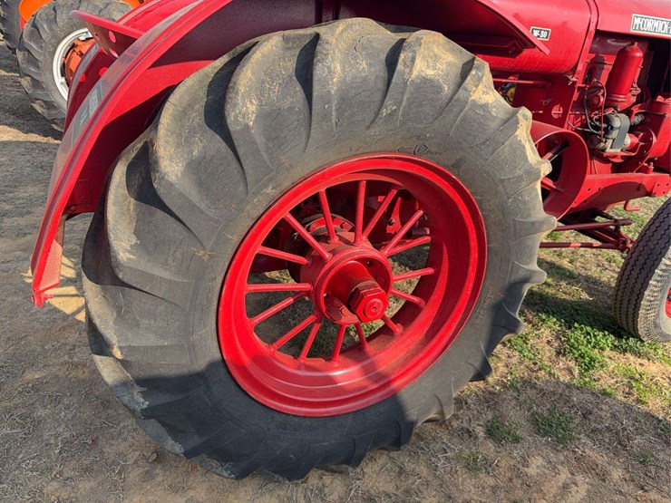 mccormick-deering-w-30-image-14