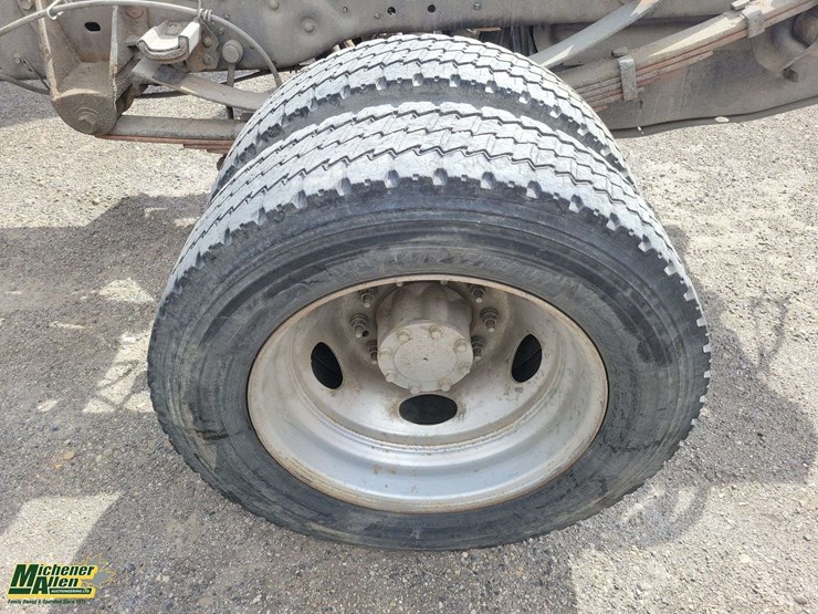 2012-ford-f450-image-11