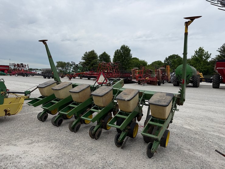 john-deere-7000-image-5