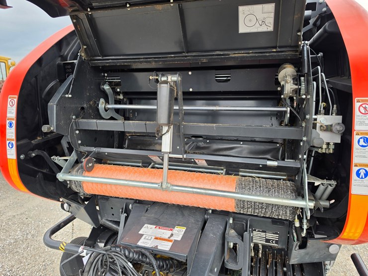 2019-kubota-bv4180-image-6