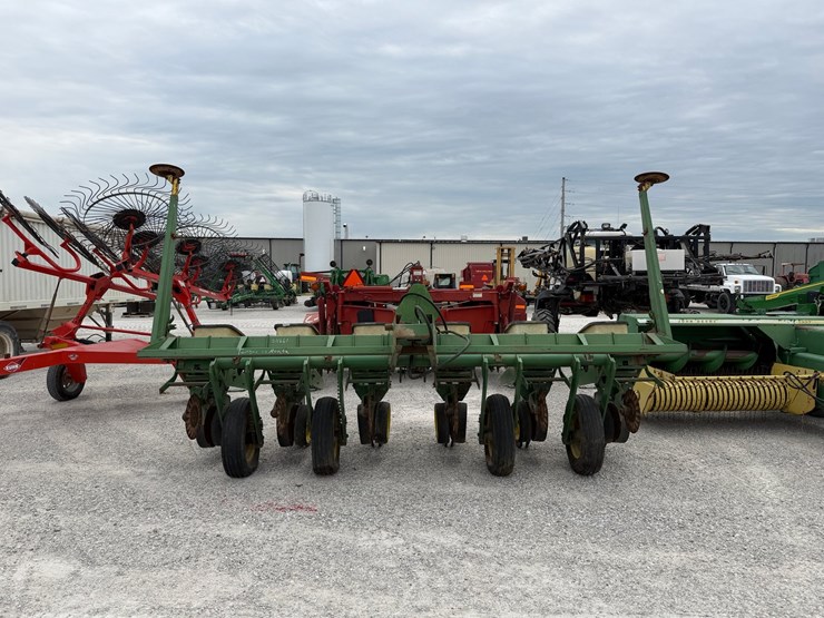 john-deere-7000-image-2