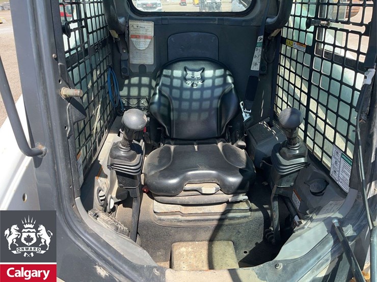 2014-bobcat-s590-image-13