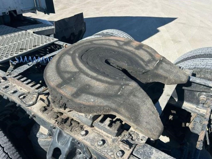2020-kenworth-t680-image-83
