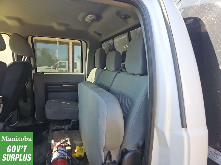 2015-ford-f350-image-23