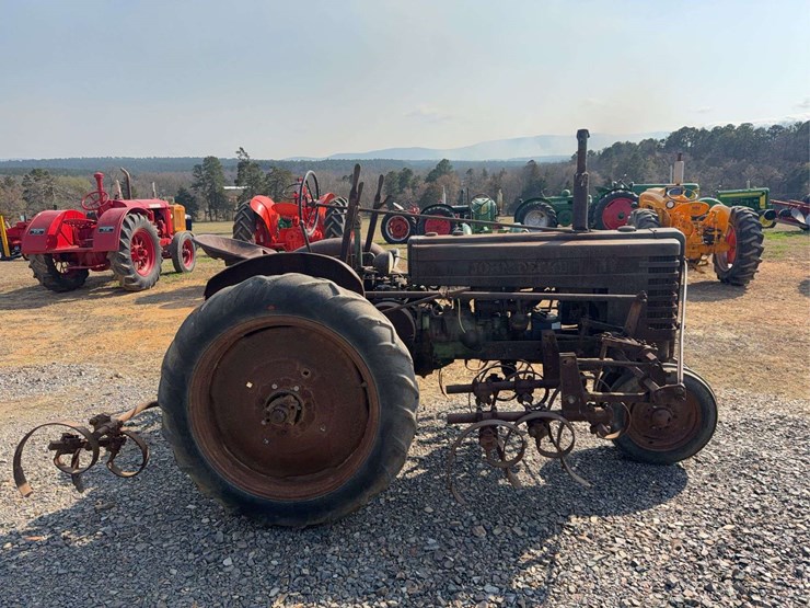 john-deere-h-image-7