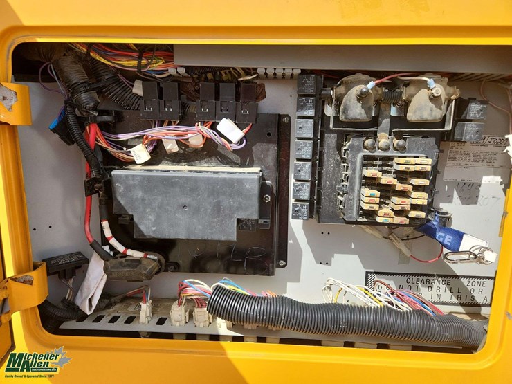 2011-ic-bus-ce-image-47
