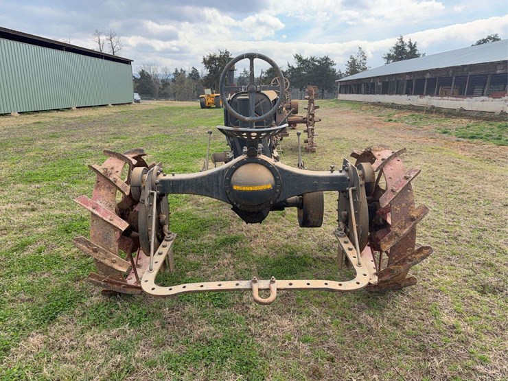 farmall-f-20-image-4