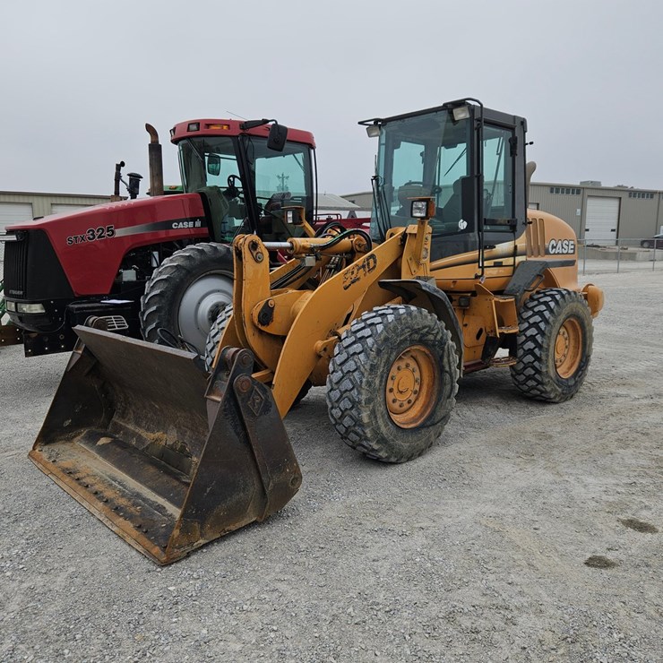 2006 CASE 521D