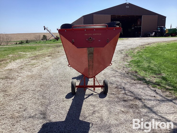 westfield-14'-transfer-auger-w/-electric-motor-image-6