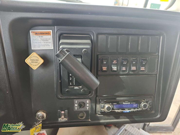 2011-ic-bus-ce-image-15