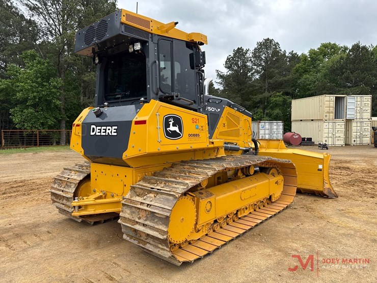 deere-750-image-2