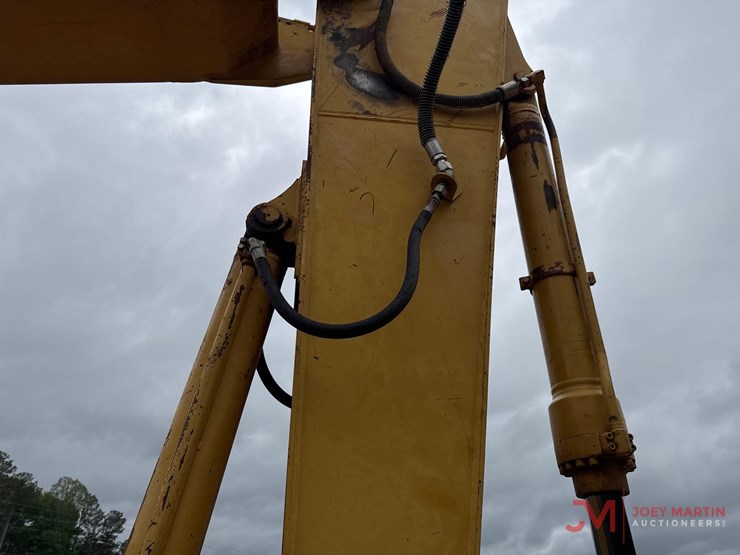 2006-caterpillar-320cl-image-13