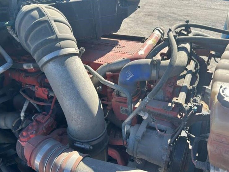 2020-kenworth-t680-image-45