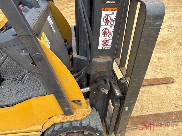caterpillar-ec30n-image-11