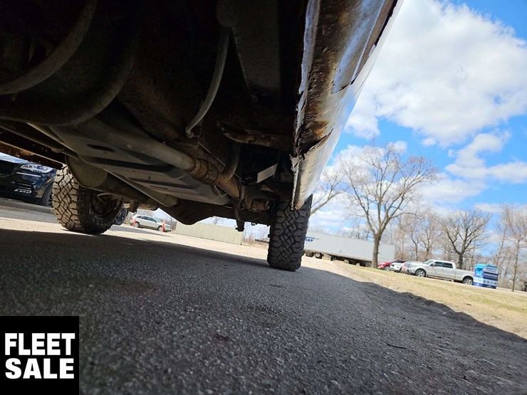 2010-ford-cargo-image-31