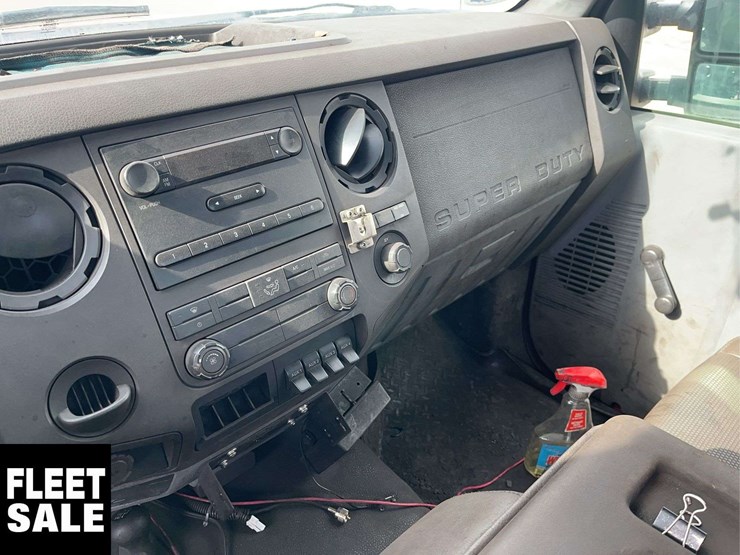 2011-ford-f550-image-15