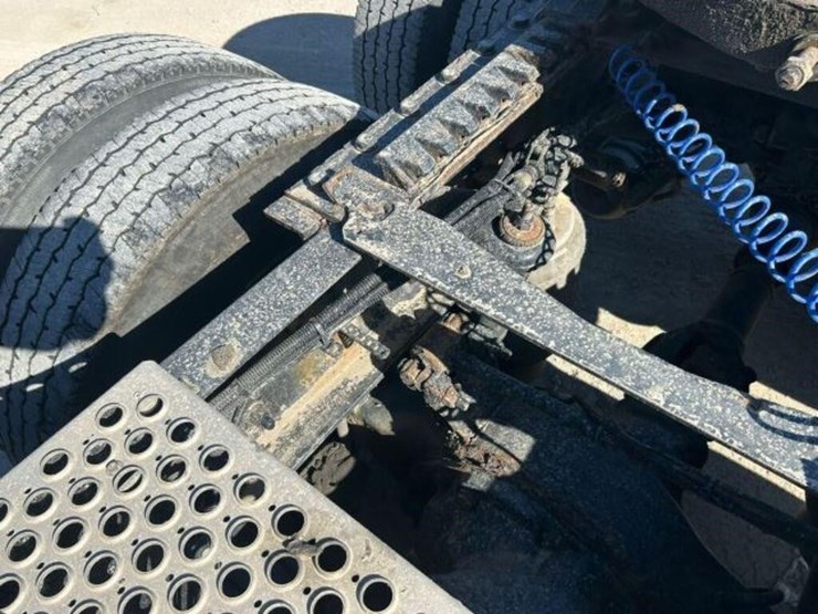 2020-kenworth-t680-image-72