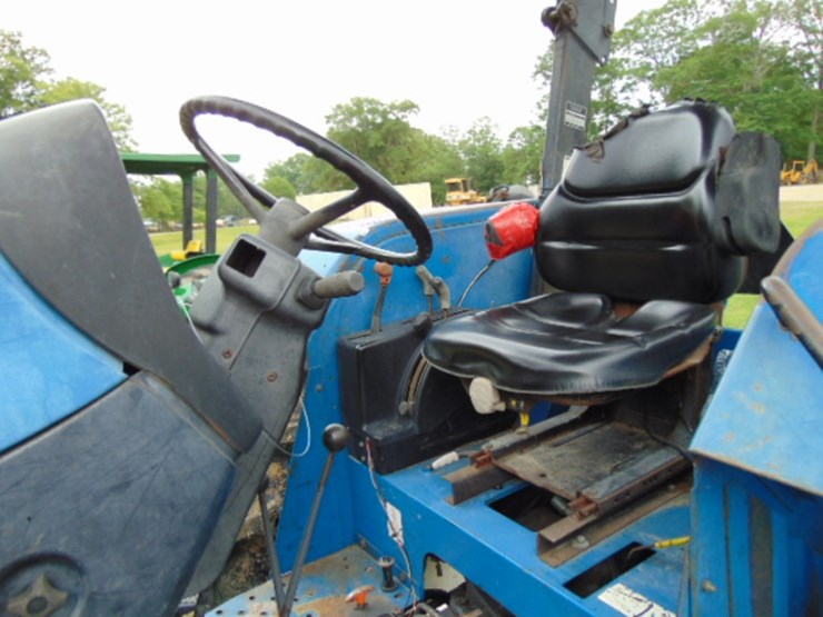 new-holland-ts100-image-9