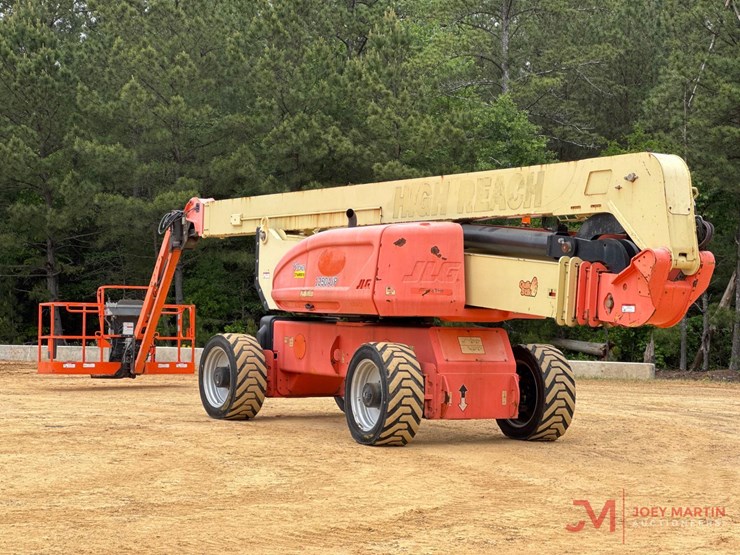2015-jlg-1250ajp-image-1