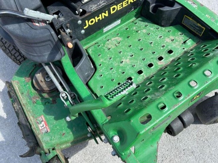 2019-john-deere-z915e-image-14